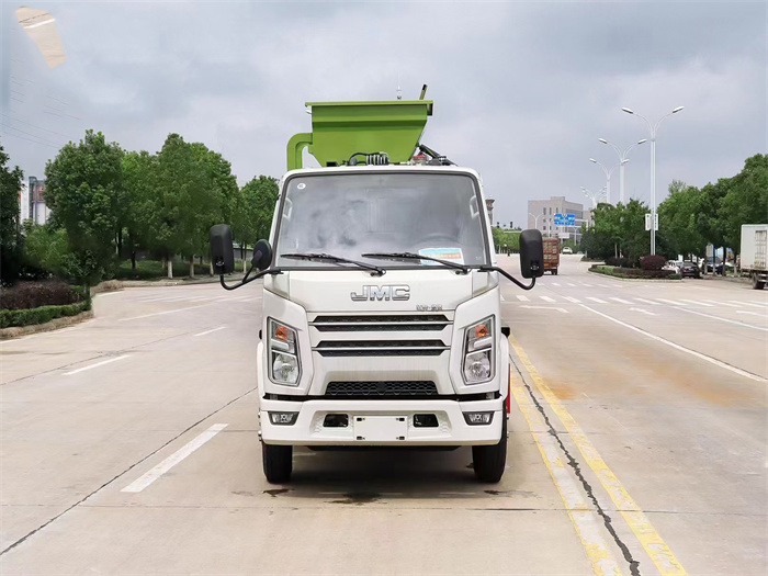 江鈴5方餐廚垃圾車(chē)