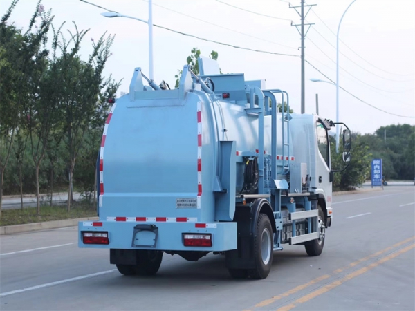 江淮純電動(dòng)6方餐廚垃圾車(chē)