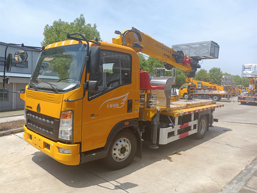 20米隨車吊式高空作業(yè)車，一車三用